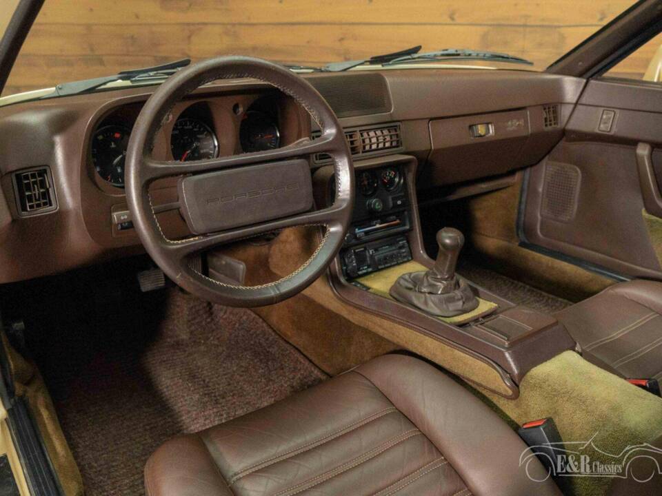 Image 2/19 of Porsche 924 (1983)
