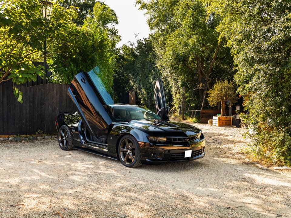 Image 30/33 de Chevrolet Camaro (2015)