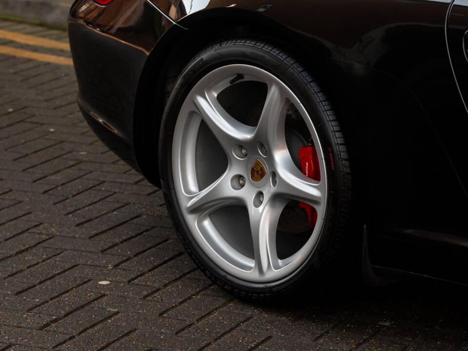 Image 19/28 of Porsche 911 Carrera S (2007)