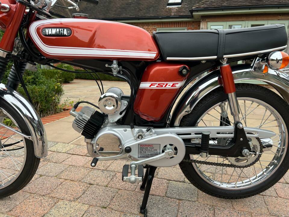 Image 10/35 of Yamaha DUMMY (1975)