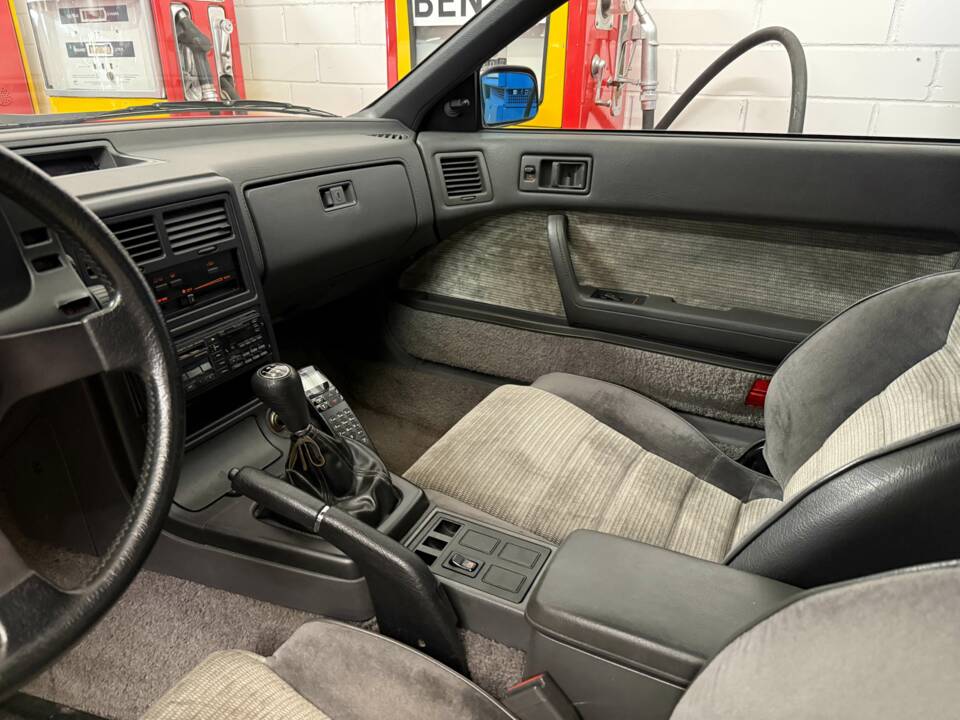 Afbeelding 10/15 van Mazda RX-7 Turbo (1987)