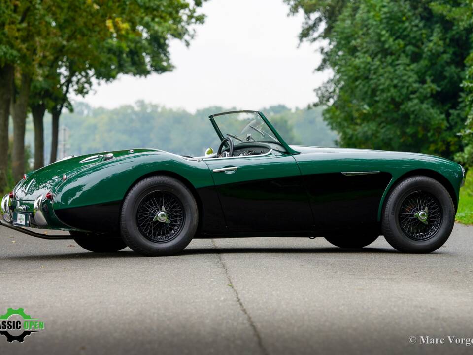 Image 25/59 of Austin-Healey 100&#x2F;6 (BN6) (1958)
