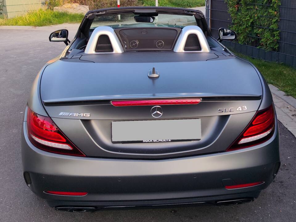 Image 3/18 of Mercedes-Benz SLC 43 AMG (2018)