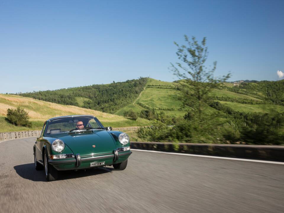 Bild 21/43 von Porsche 911 2.0 E (1969)