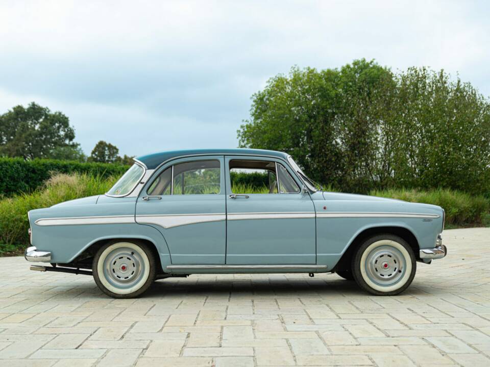 Afbeelding 5/50 van SIMCA Aronde P 60 Monthléry Spéciale (1960)
