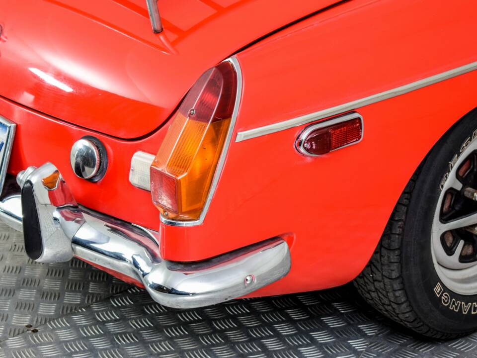 Bild 43/50 von MG MGB (1974)