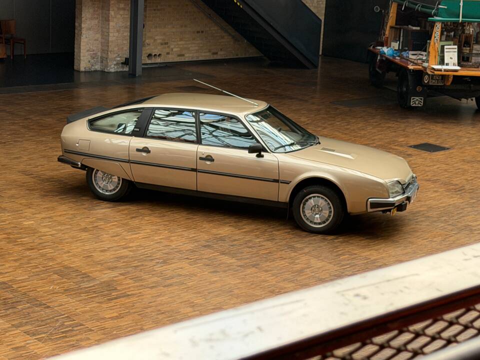 Immagine 9/43 di Citroën CX 2400 GTi (1982)