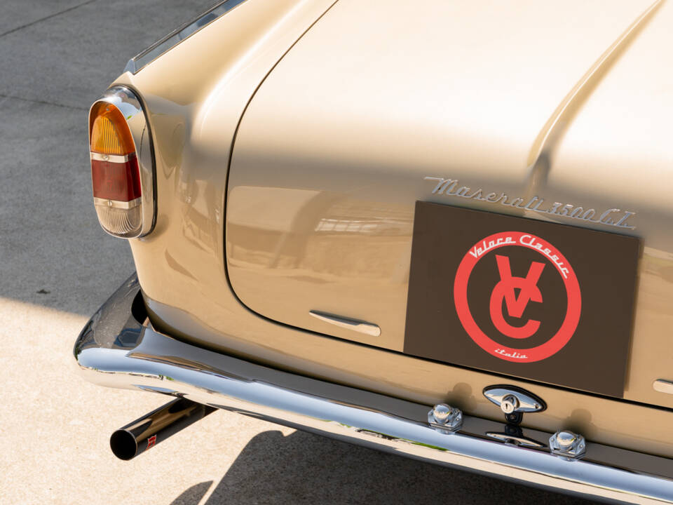 Bild 27/78 von Maserati 3500 GT Touring (1960)