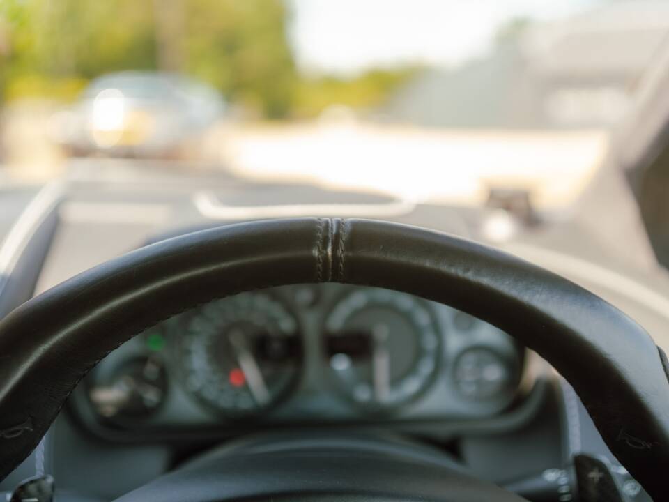 Image 48/96 of Aston Martin DB 9 GT "Bond Edition" (2015)