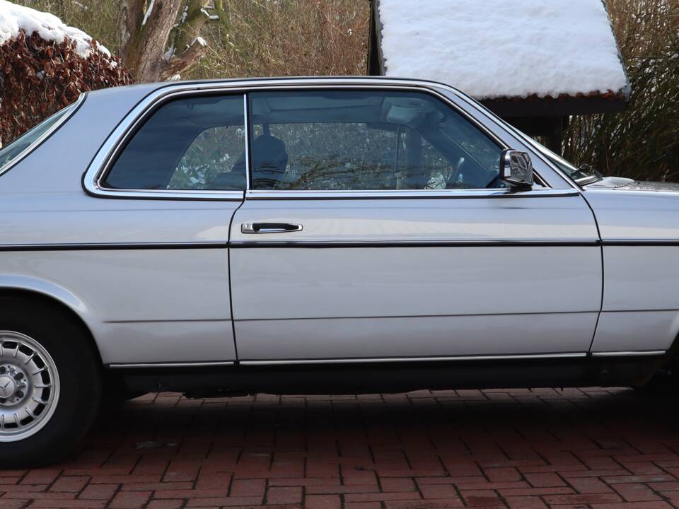 Bild 4/50 von Mercedes-Benz 280 C (1977)