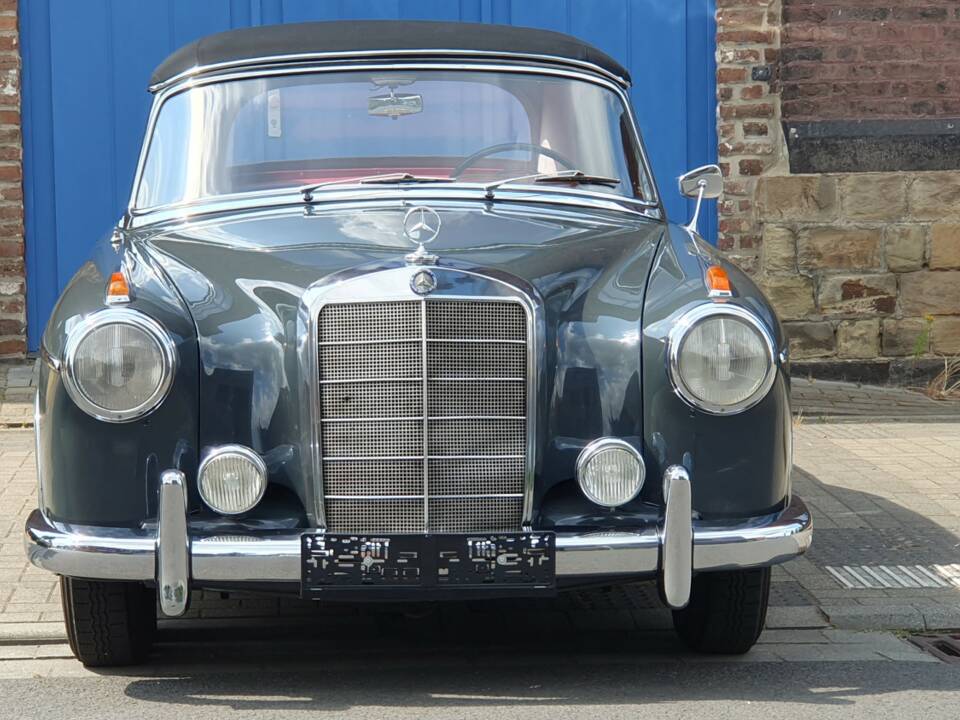 Bild 50/73 von Mercedes-Benz 220 S Cabriolet (1957)