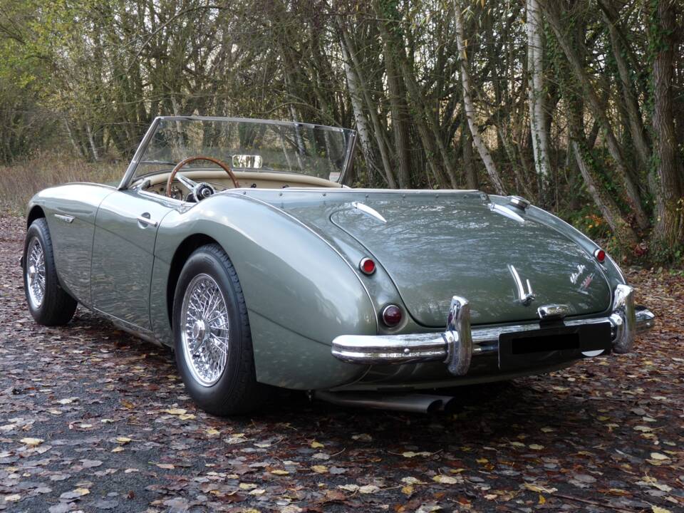 Image 10/32 of Austin-Healey 3000 Mk II (BT7) (1962)