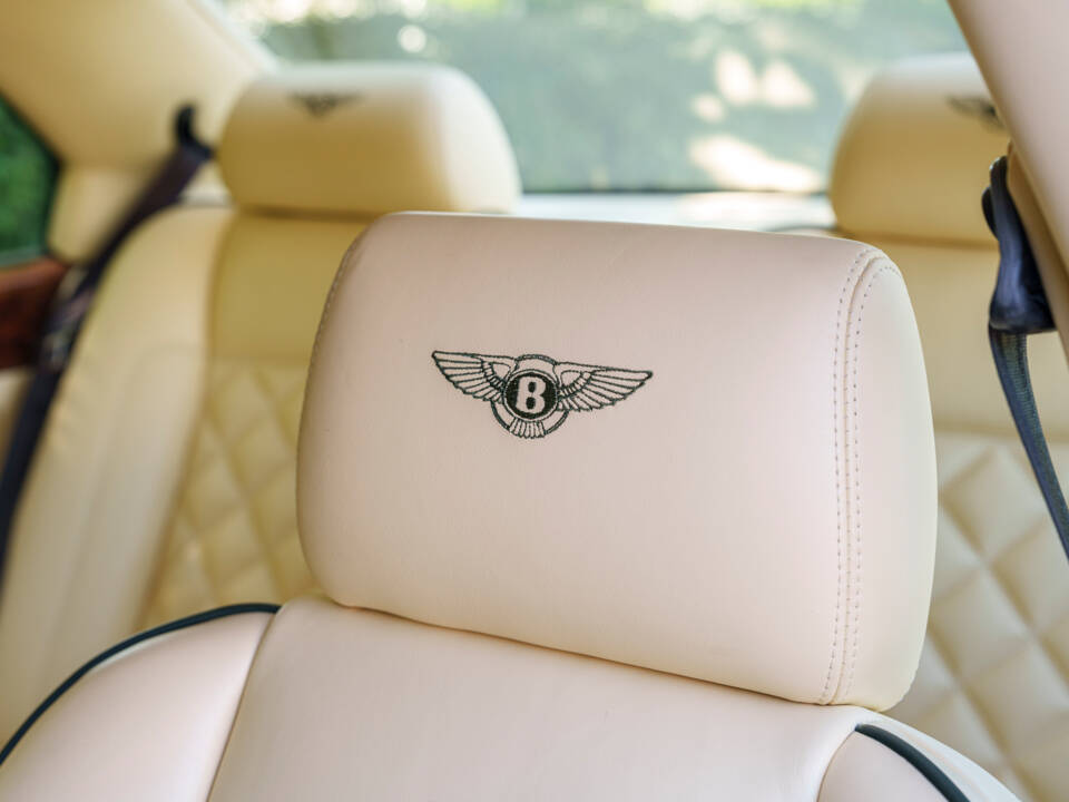 Afbeelding 21/26 van Bentley Continental R (1994)