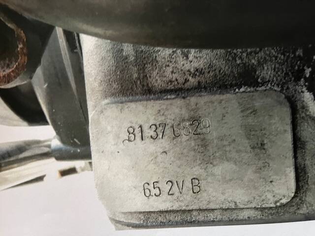 Image 13/16 of BMW R 65 LS (1981)