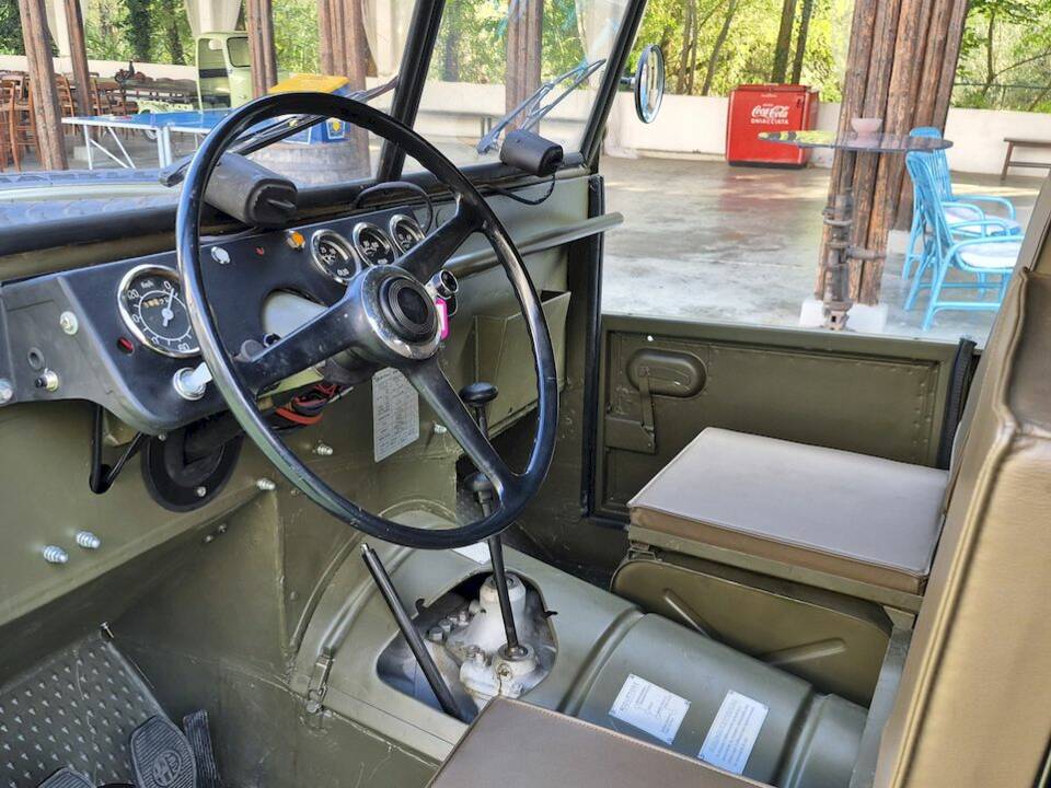 Image 18/42 of Alfa Romeo 1900 M (1953)