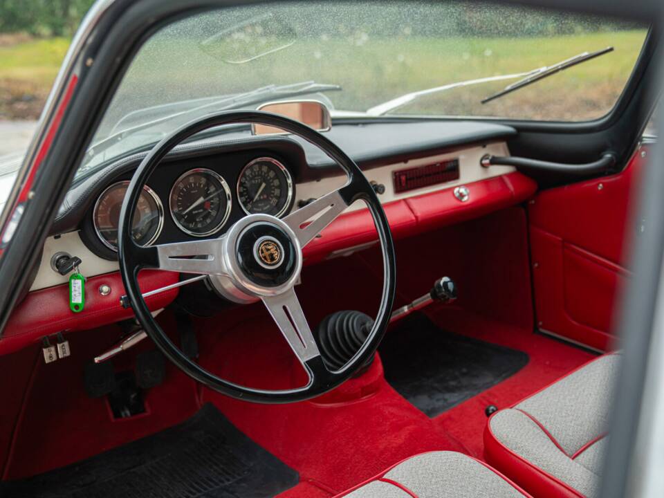 Imagen 38/50 de Alfa Romeo Giulia Sprint Speciale (1964)