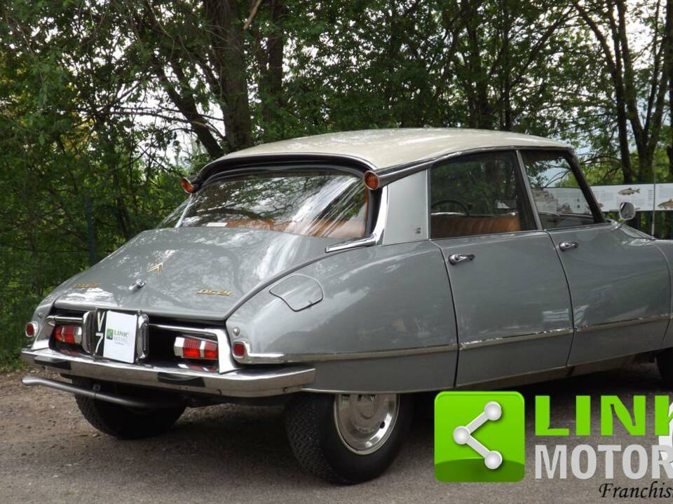 Afbeelding 7/10 van Citroën DS 21 Pallas (1969)