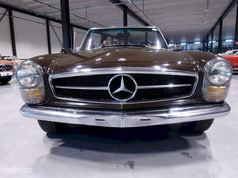 Imagen 2/12 de Mercedes-Benz 280 SL (1969)