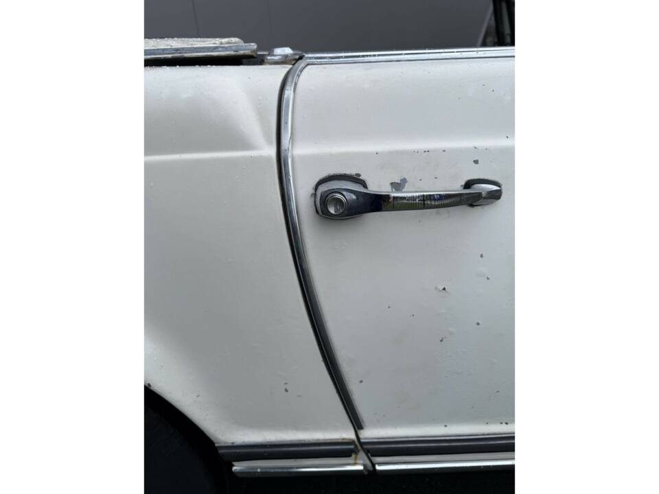 Bild 24/50 von Mercedes-Benz 230 SL (1966)
