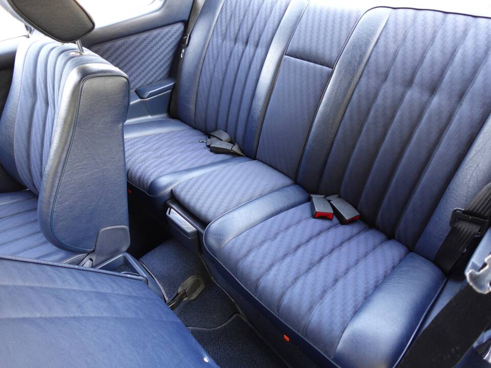 Bild 19/57 von Mercedes-Benz 230 CE (1980)