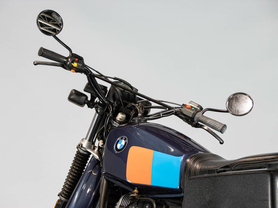 Immagine 13/50 di BMW DUMMY (1986)