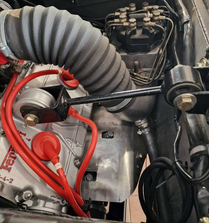 Image 46/82 of Ferrari 308 GTS Quattrovalvole (1983)