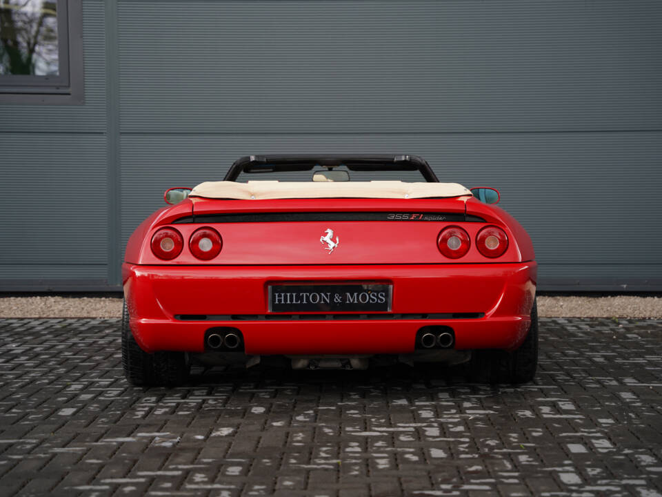 Image 8/50 of Ferrari F 355 Spider (1999)