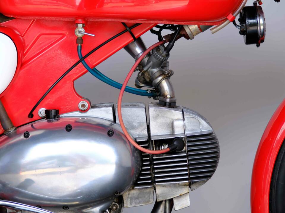 Afbeelding 7/60 van Motobi Imperiale Sport (1969)