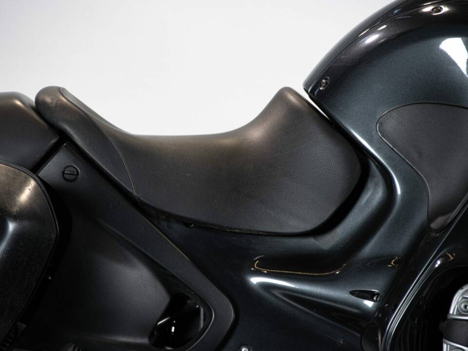 Image 32/50 de BMW R 1100 RT (1998)