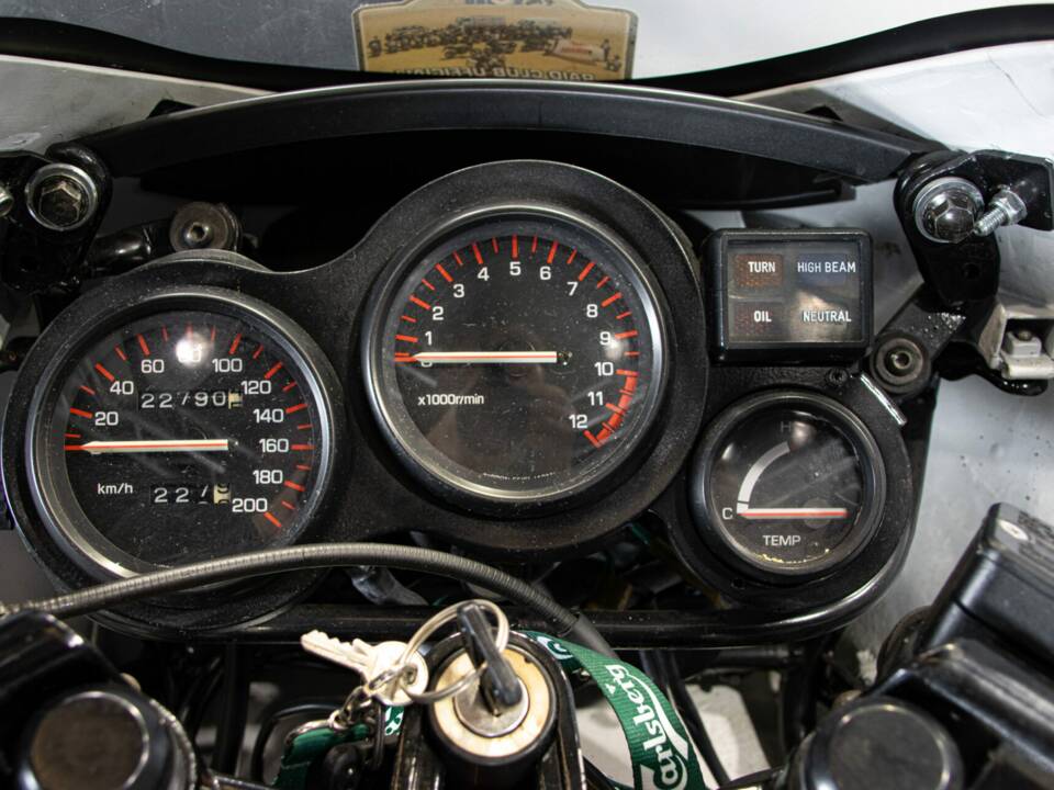 Bild 45/50 von Yamaha RD 350 LC (1990)