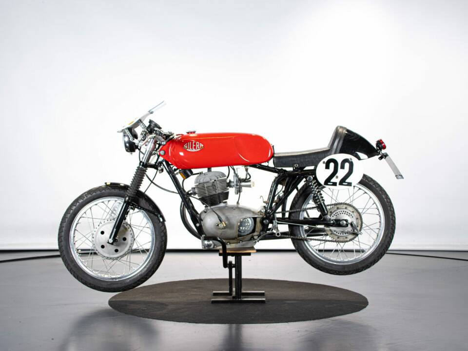 Image 1/50 de Gilera 175 Sport (1956)