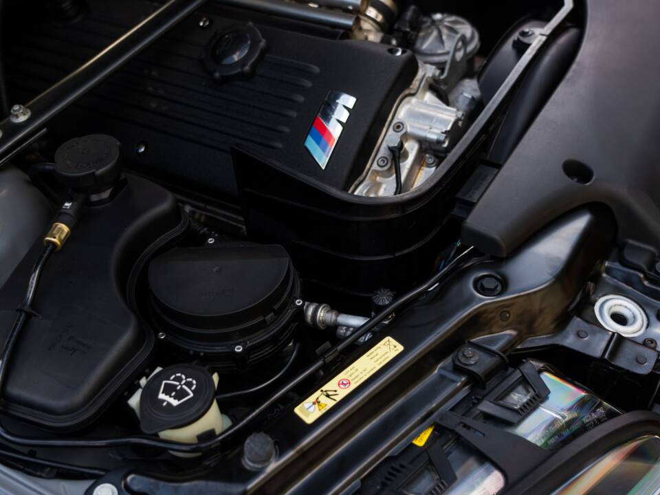 Immagine 26/70 di BMW M3 (2004)