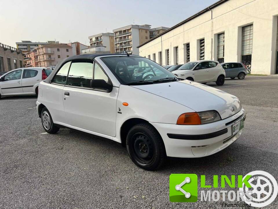 Image 3/10 of FIAT Punto Cabrio S (1995)