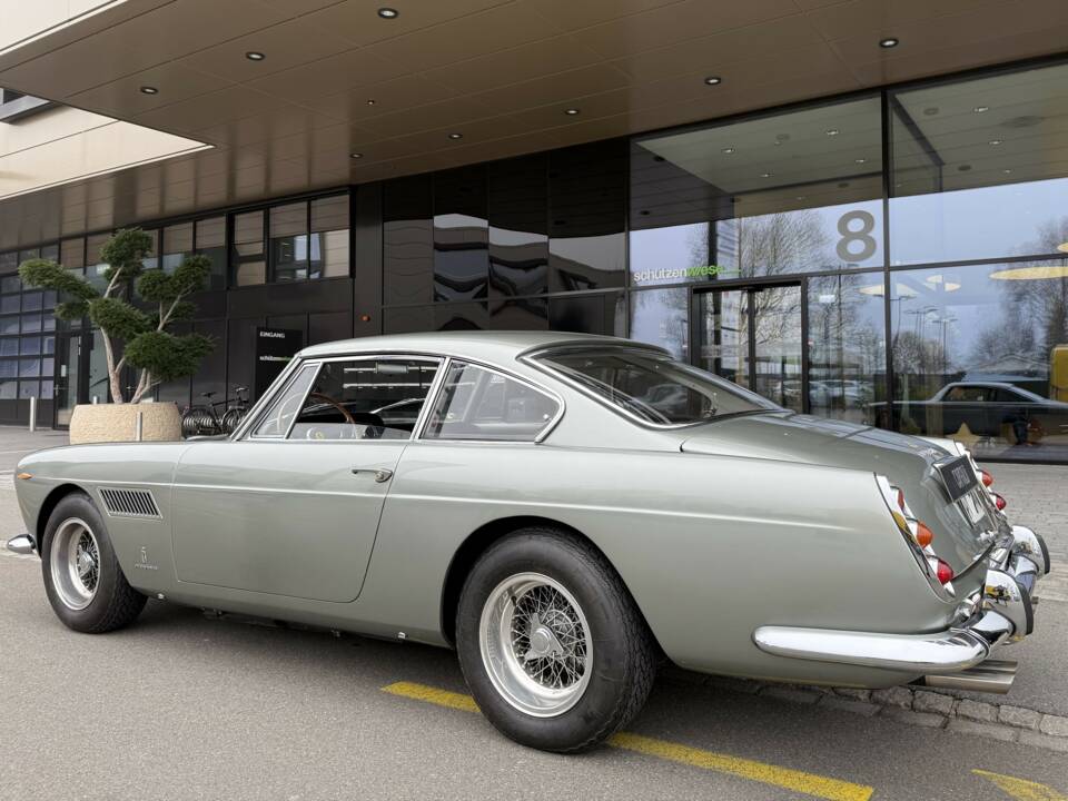 Image 3/26 of Ferrari 250 GT 2+2 (1962)