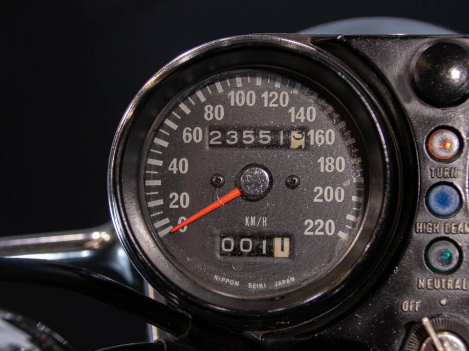 Imagen 27/50 de Kawasaki DUMMY (1975)