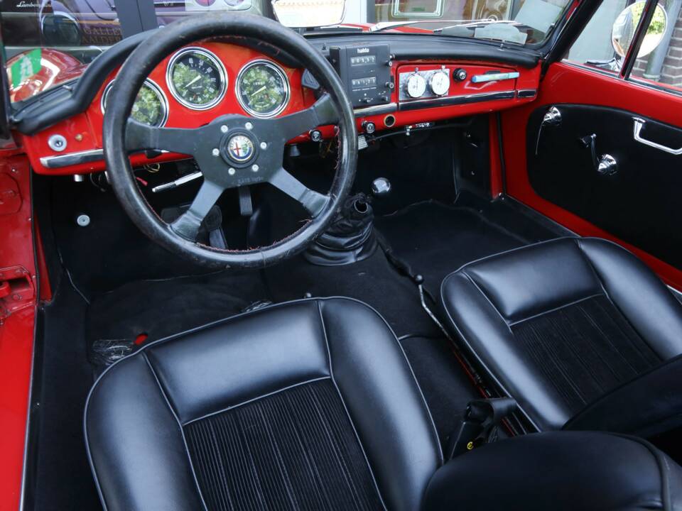 Imagen 48/50 de Alfa Romeo Giulia 1600 Spider Veloce (1965)
