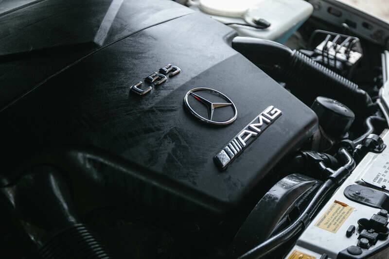Image 25/48 of Mercedes-Benz C 55 AMG (1998)