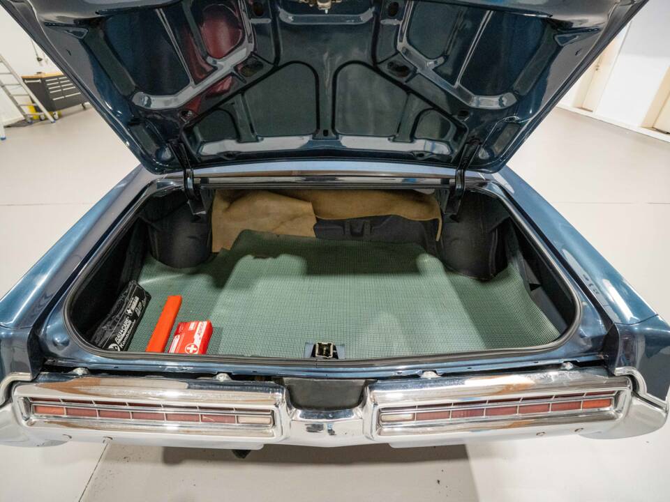 Bild 9/38 von Buick Wildcat Convertible (1969)