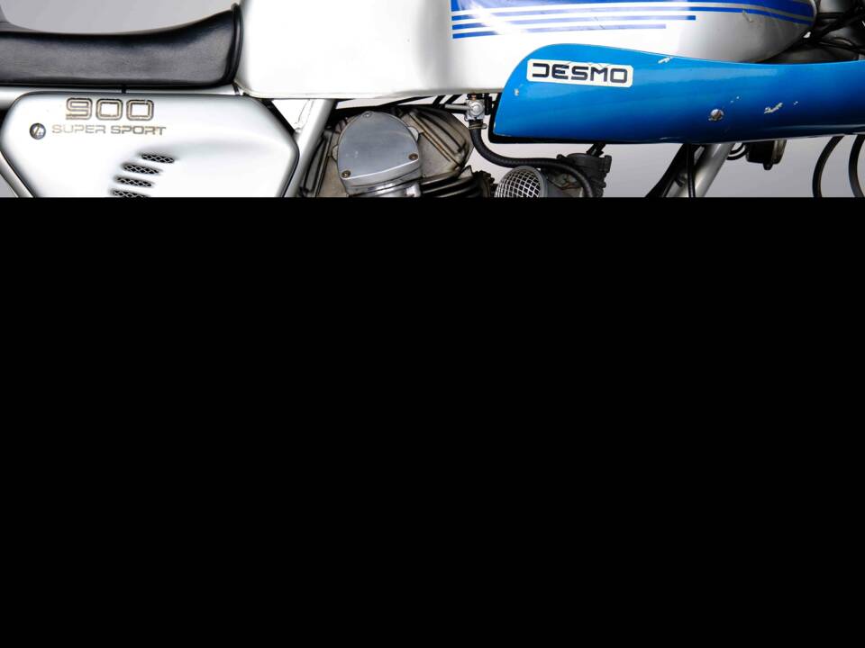 Image 2/54 de Ducati 900 SS (1977)