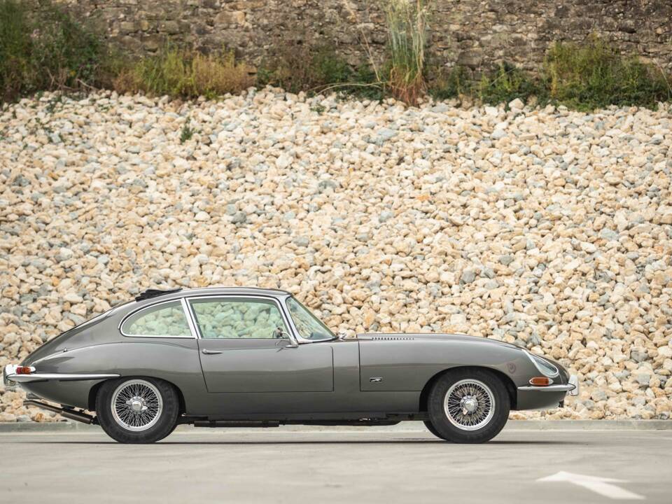 Immagine 24/88 di Jaguar E-Type (2+2) (1968)
