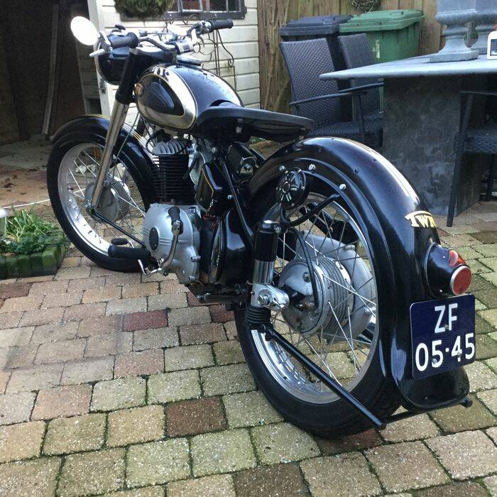 Bild 17/22 von Triumph (TWN) BDG 250 H (1951)