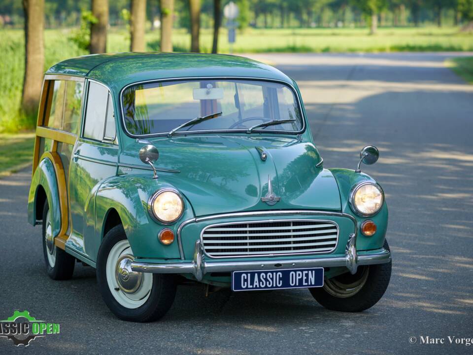 Image 19/34 de Morris Minor 1000 Traveller (1971)