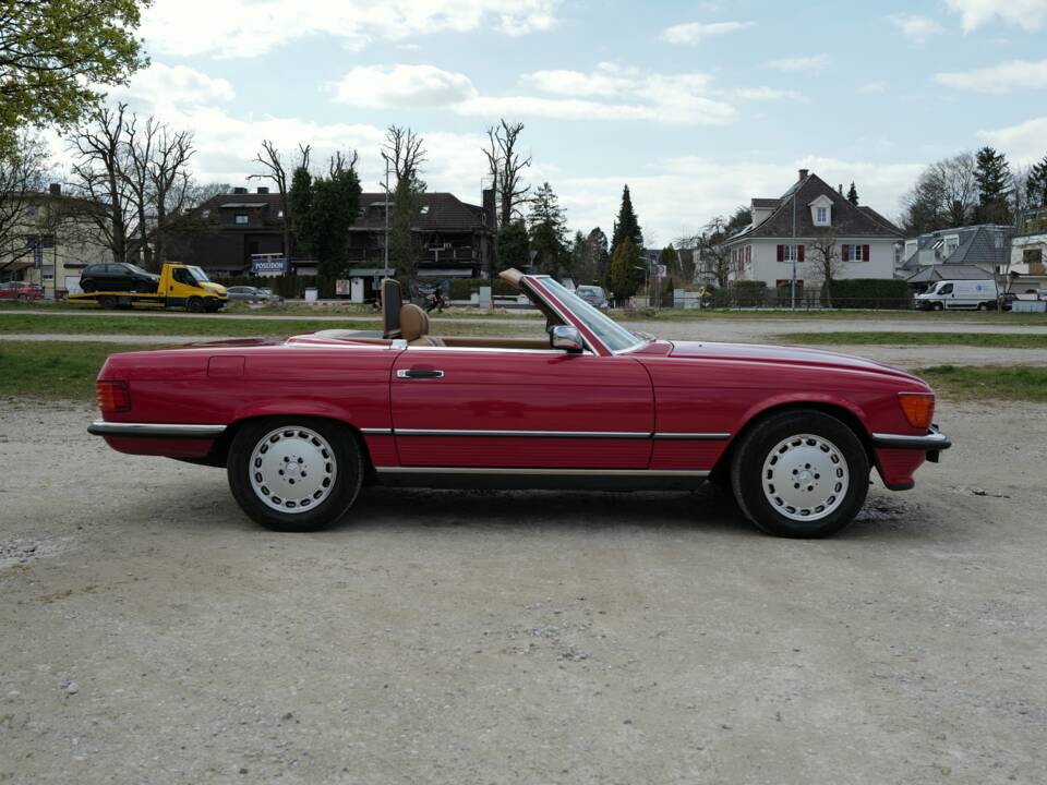 Image 3/27 de Mercedes-Benz 560 SL (1988)