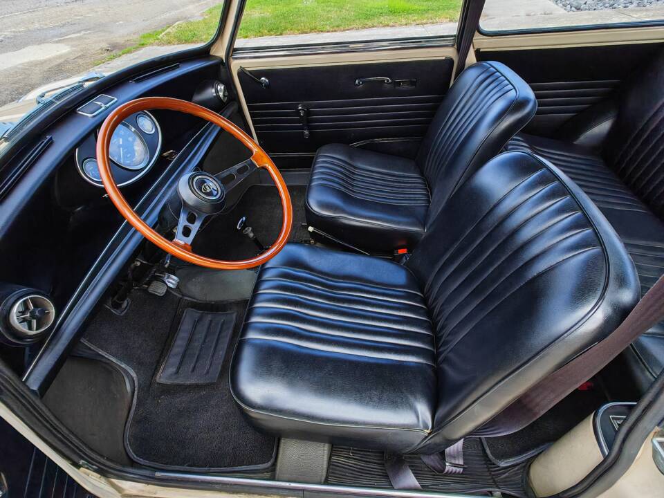 Image 40/45 of Innocenti Mini Minor (1970)