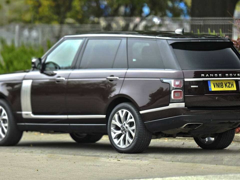 Bild 17/50 von Land Rover Range Rover Autobiography SDV8 (2018)