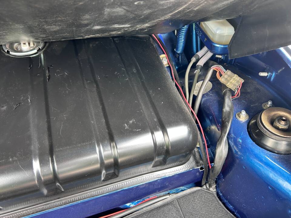 Bild 22/47 von Volkswagen Käfer 1303 LS (1979)