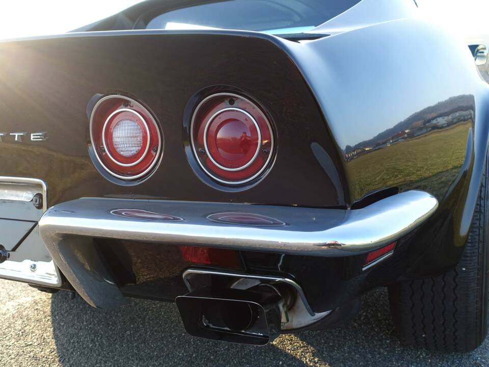 Image 18/23 of Chevrolet Corvette Stingray (1973)
