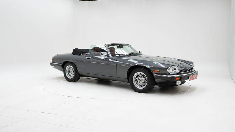 Image 3/15 of Jaguar XJS 5.3 V12 (1989)
