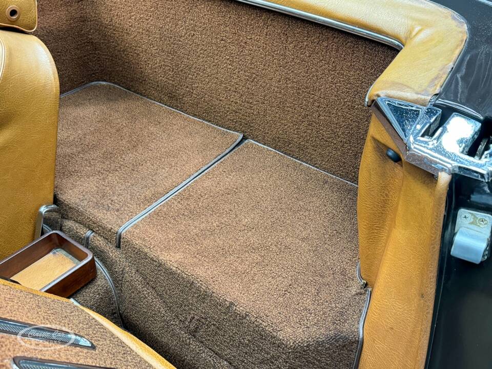 Image 23/38 of Mercedes-Benz 280 SL (1968)