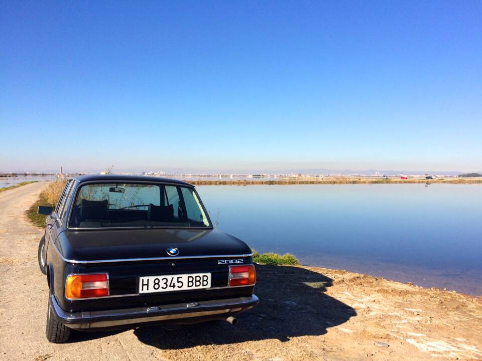 Image 2/55 de BMW 2002 (1975)